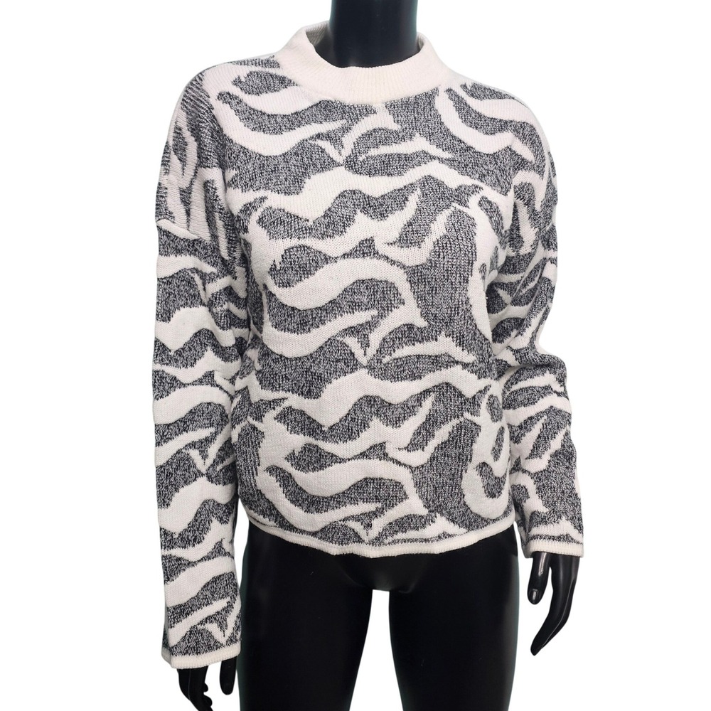 90s Adele Knitwear Womens Black White Animal Print Graphic Crew Neck Sweater USA